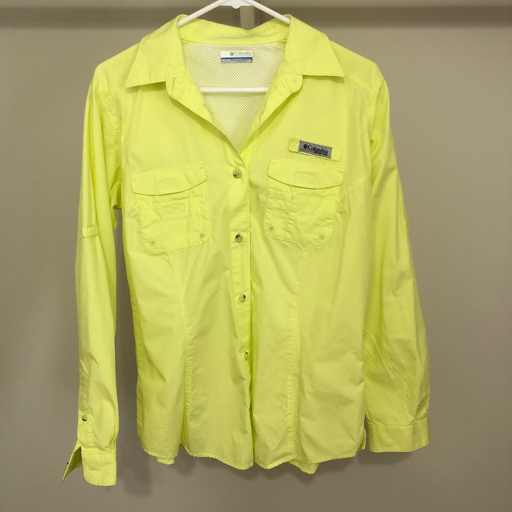 Columbia women's long-sleeve shirt